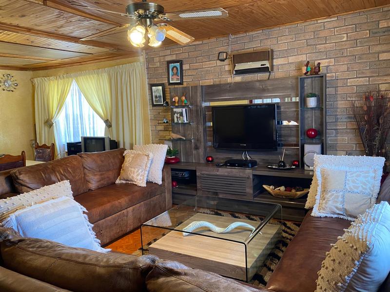 4 Bedroom Property for Sale in Ezibeleni Eastern Cape